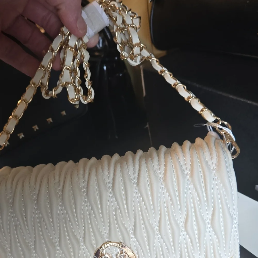 NWT Valentino Orlandi Ivory Quilted Clutch - Picture 6 of 7